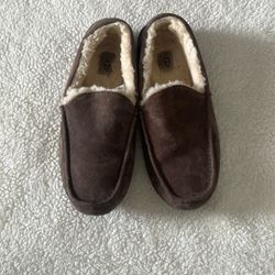 Ugg Slippers Size 12
