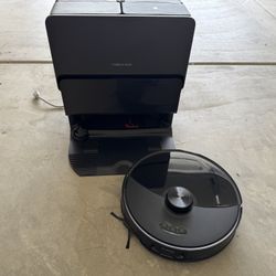 Roborock S8 MaxV Ultra with Dock