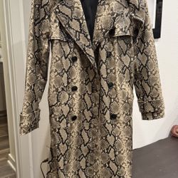 Trench Coat - Bcbgmaxazria