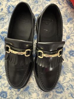Womens shoes size 7.5