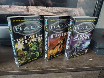 Halo books.