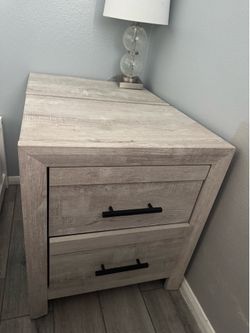 2 Drawers