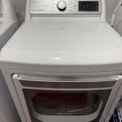 LG dryer white - excellent condition
