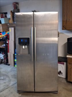 Samsung 24.5 cu. ft. Side-by-Side Refrigerator