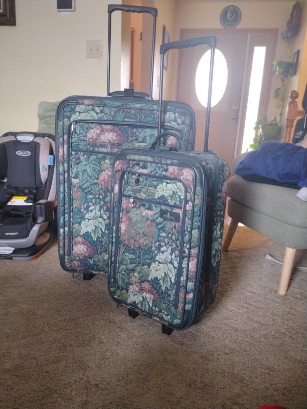 Atlantic Vintage Large And Small Suitecase