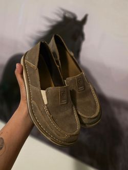 Ariat cruiser shoes women