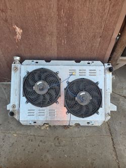 Radiator and efans