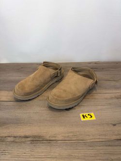 UGG Goldenstar Clog Chestnut Suede Kids Size 4 / US Womens 5