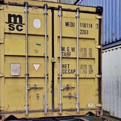SHIPPING / STORAGE CONTAINERS W/ DELIVERY 20,40,40 HC .BUY/SELL. Financing & Lease Available! 