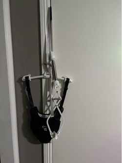 Baby door jumper