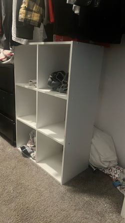 Storage shelf