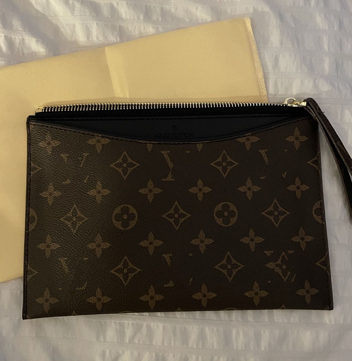 Wristlet
