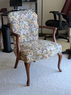 Queen Anne style upholstered accent chair