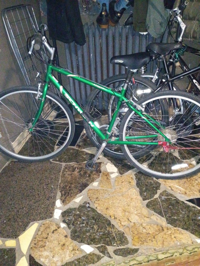Schwinn Bike Sierra 700
