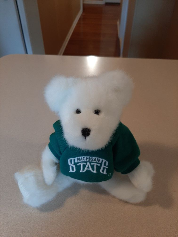 MICHIGAN STATE BEAR