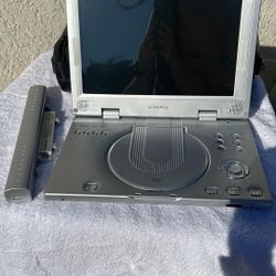 Audiovox Portable DVD Player 12”