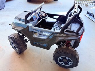 Kids toy ride car