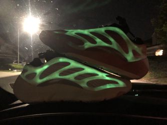 YEEZY 700 v3 azael