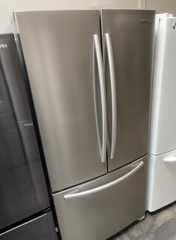 Deal: Samsung 36" French Door Refrigerator – Stainless, Clean