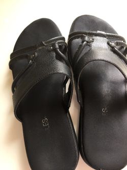 Aerosols Wip Away Sandals