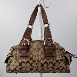 Coach authentic VTG Canvas/ Leather signature bag