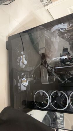 CUSTOM GAMING PC