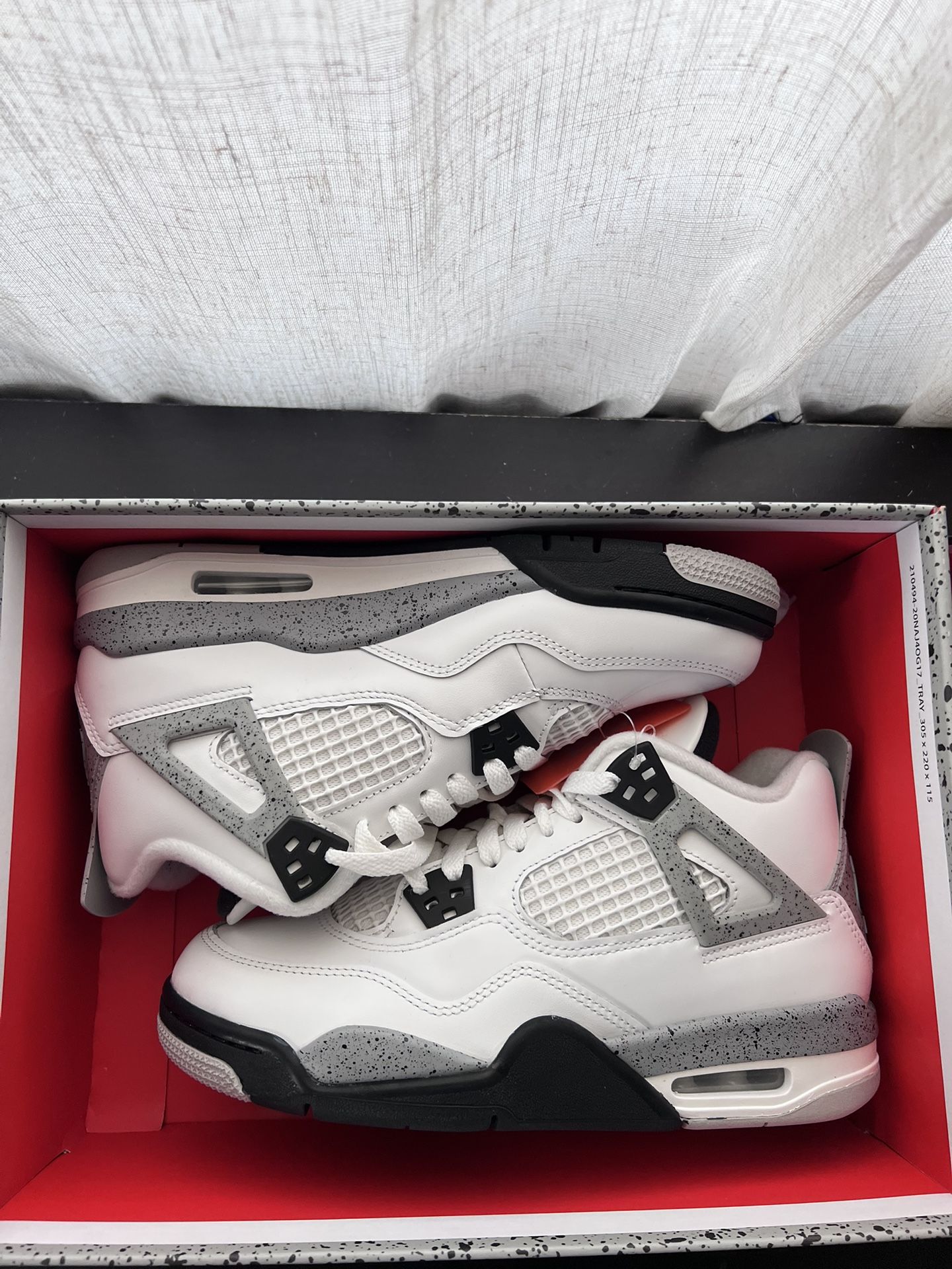 Brand New Jordan 4 White Cement