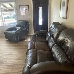 Leather 2 recliner couch and reclining chair