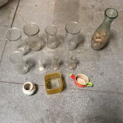 12 Vases Of Different Sizes 