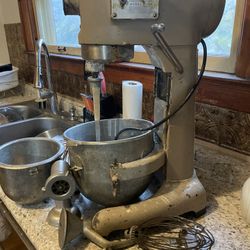Hobart Stand Mixer 20 Quarts P Hmm