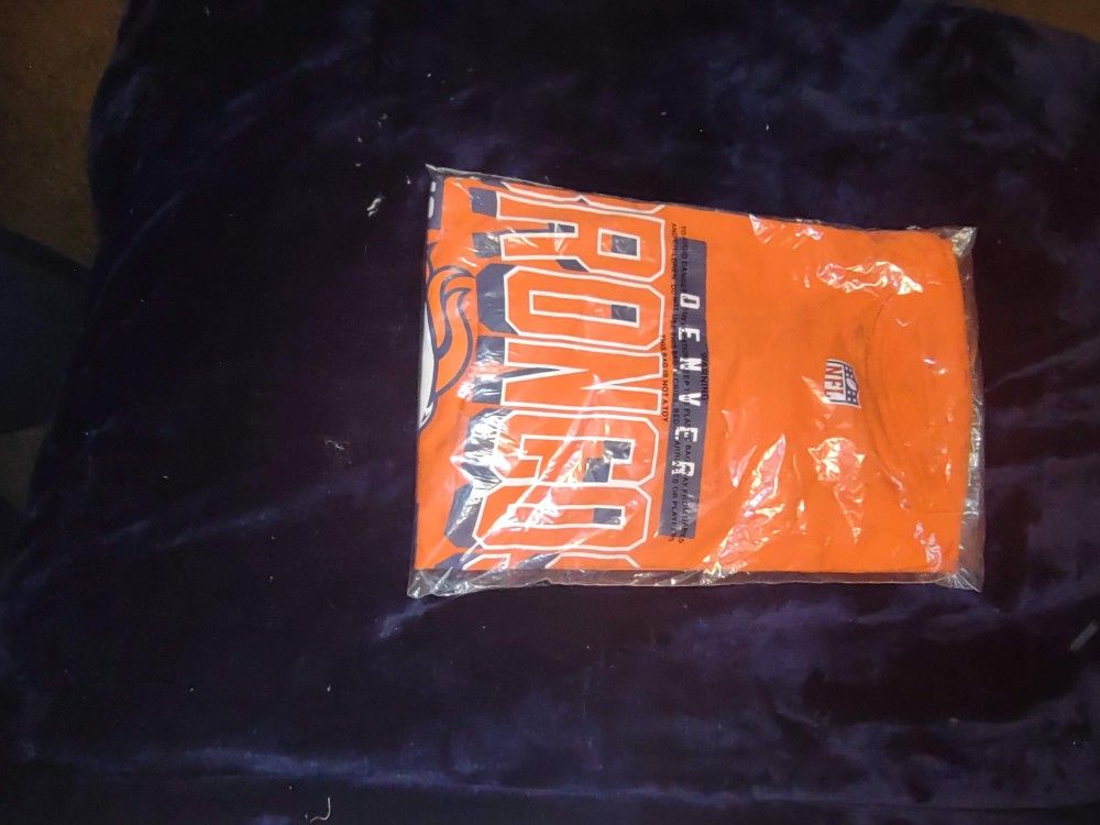 Denver Broncos Bundle Sports & Outdoors