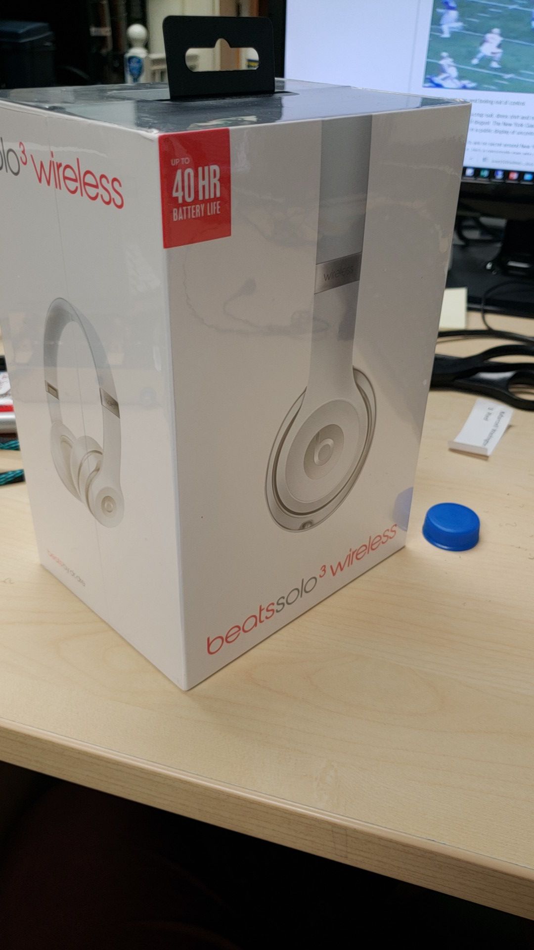 Brand New Beats Solo 3 Never opened!
