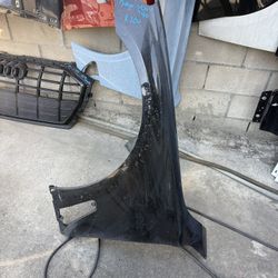 Bmw 750 740. Left Fender. 2015 Up