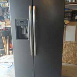 2014 Ge Refrigerator