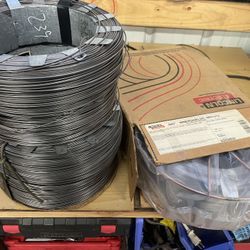 Lincoln Flux Core 25 Pound Spools-Four 5/64 NR-203 and one sealed .045 nr-212