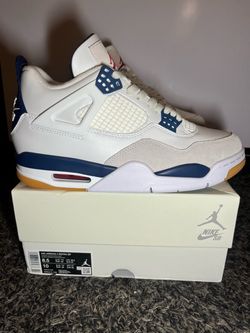 Nike SB x Air Jordan 4 SB Navy Blue Size 8.5
