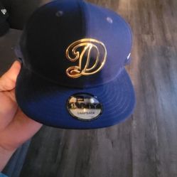 Quality   Snap Back  Caps  