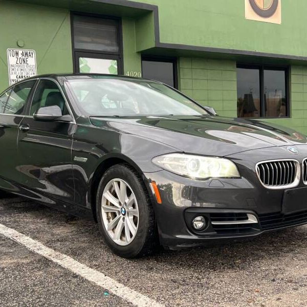 2016 BMW 528i