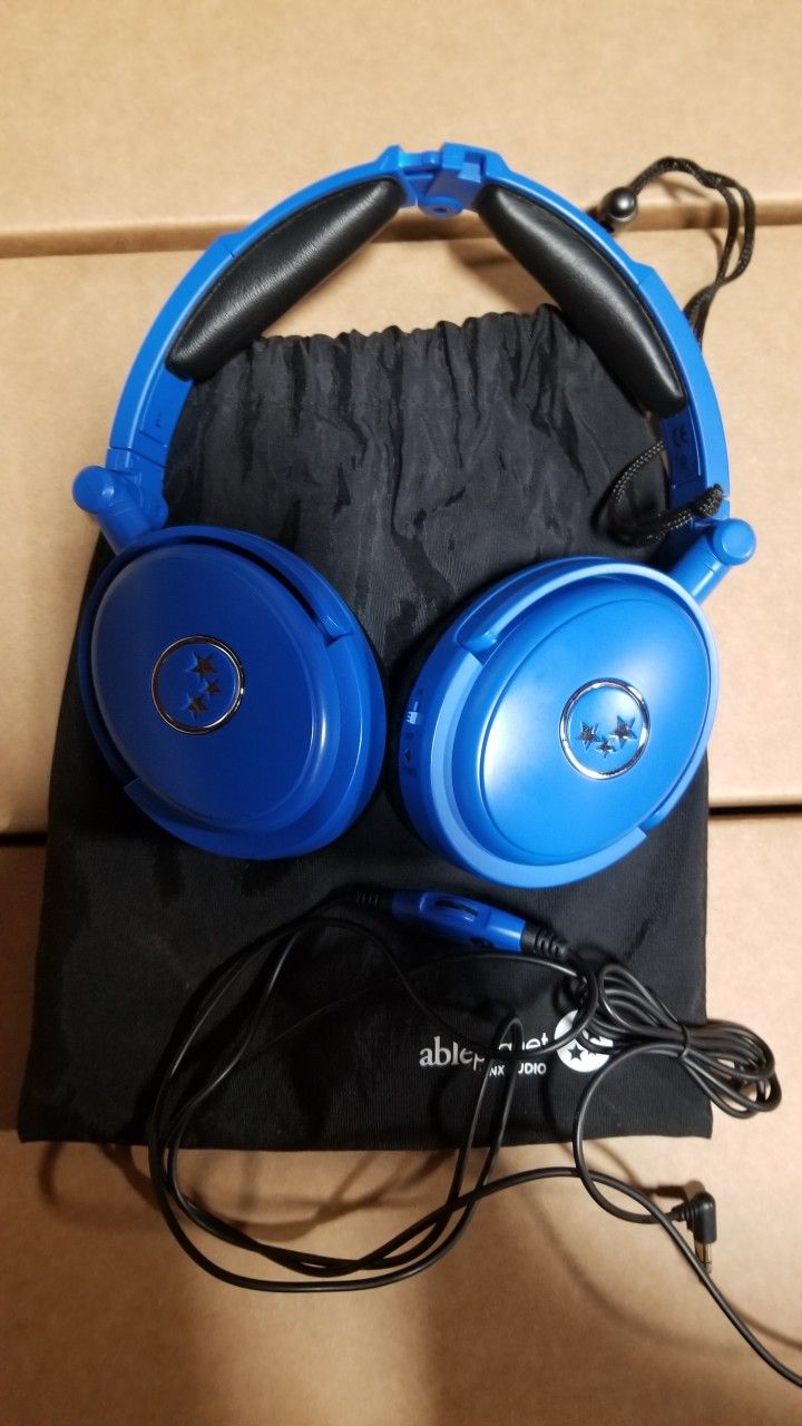 Able Planet Lynx Audio Royal Blue Headphones