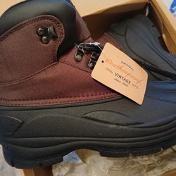 Snow/Rain Boots. Size 9. Weatherproof 