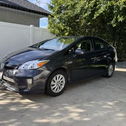 2014 Toyota Prius Plug-In