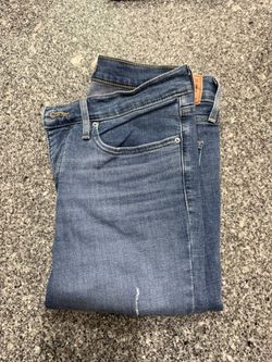 Women Levi’s Jean