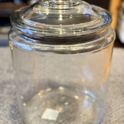 Glass jar With lid. Jumbo 2 Gallon 