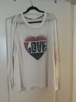 Love Tshirt 