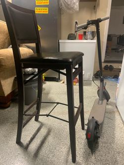 Bar stool