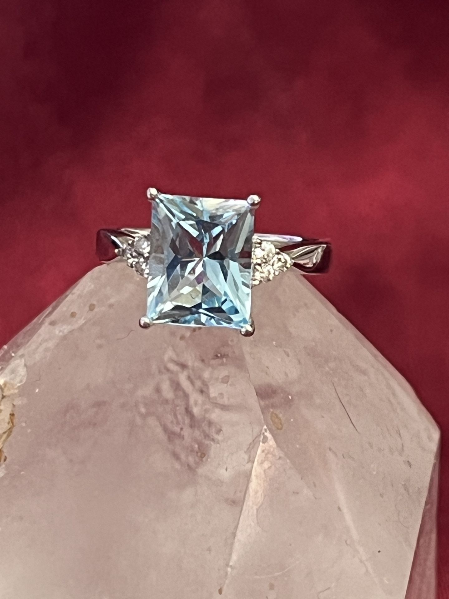 5 CT Blue Topaz Ring