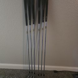 Titleist 690 Forged MB Golf Clubs