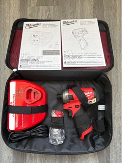 Milwaukee M-12 Fuel Surge 1/4” Hex Hydraulic Driver. M-12 Charger (1).- 2.0 Battery Pack