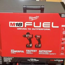 M18 FUEL 18V Lithium-Ion Brushless Cordless Hammer Drill and Impact Driver Combo Kit 