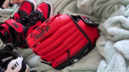 Youth baseball mitten